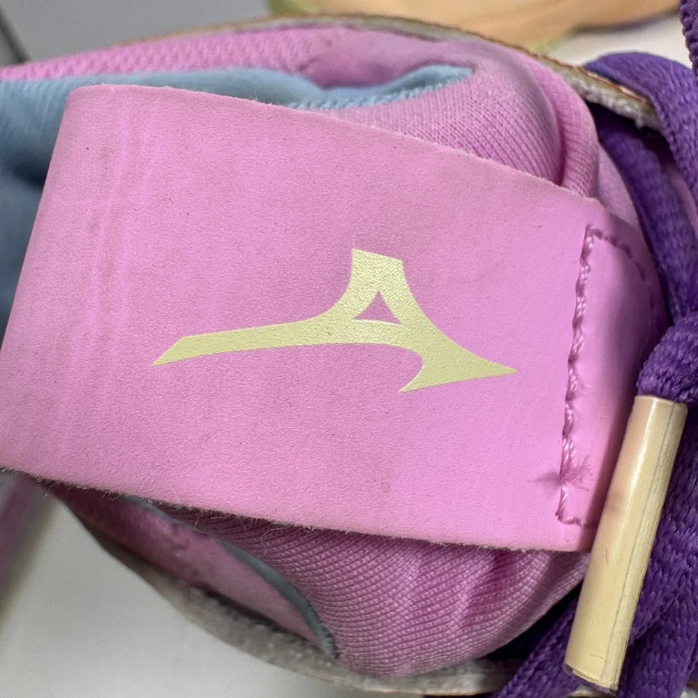 Mizuno Wave Momentum 3 Volleyball Women Size 5 Peach Purple V1GA2312 Sneakers